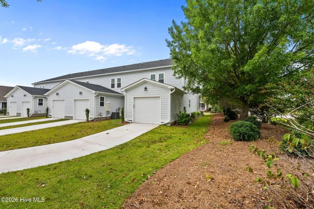 $2,000 | 3901 Harkers Way, New Bern, NC 28562