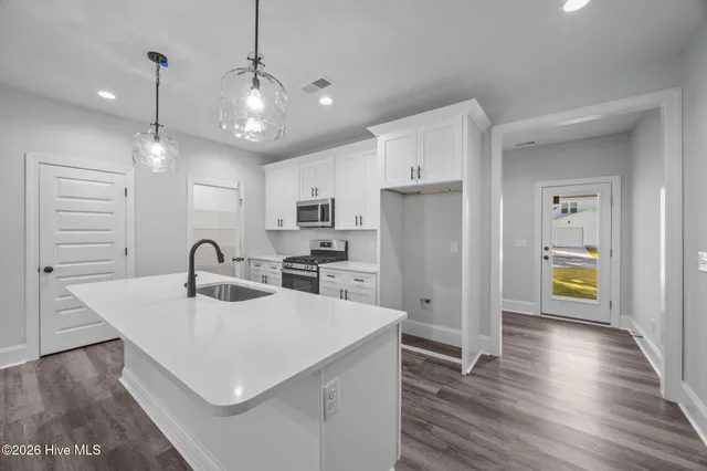 $2,000 | 3901 Harkers Way, New Bern, NC 28562