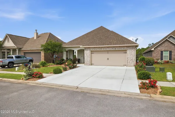$339,900 | 461 Palm Breeze Drive, Ocean Springs, MS 39564