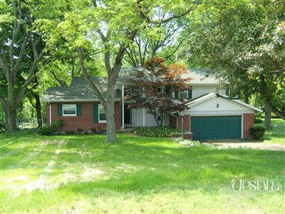 6430 West Hills Road Fort Wayne, IN 46804 - Photo 1 of 15 Gallery Image 1