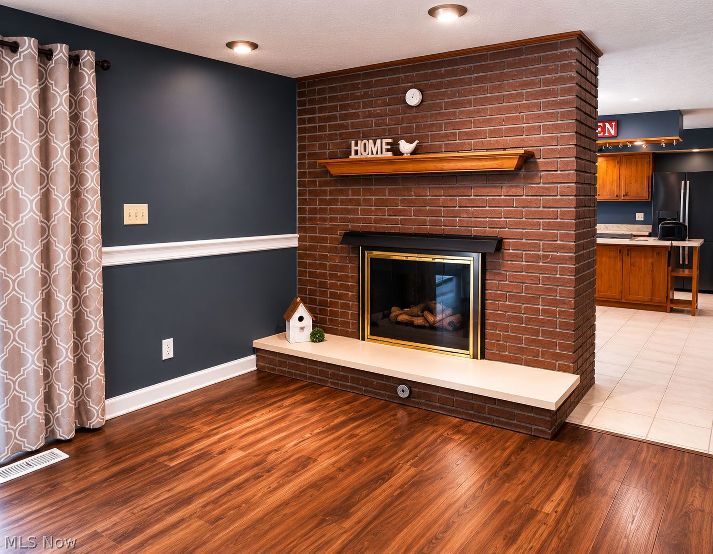 4001 Carpenter Road Ashtabula, OH 44004 - Photo 29 of 47 Family room with Fireplace