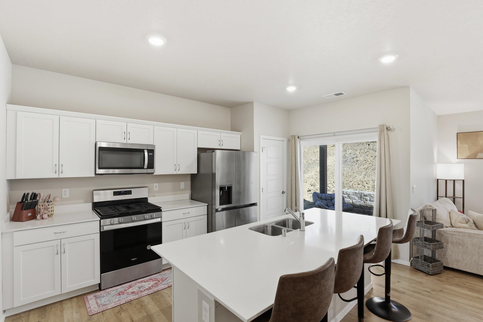 8009 South Avery Road Cheney, WA 99004 - Photo 12 of 45