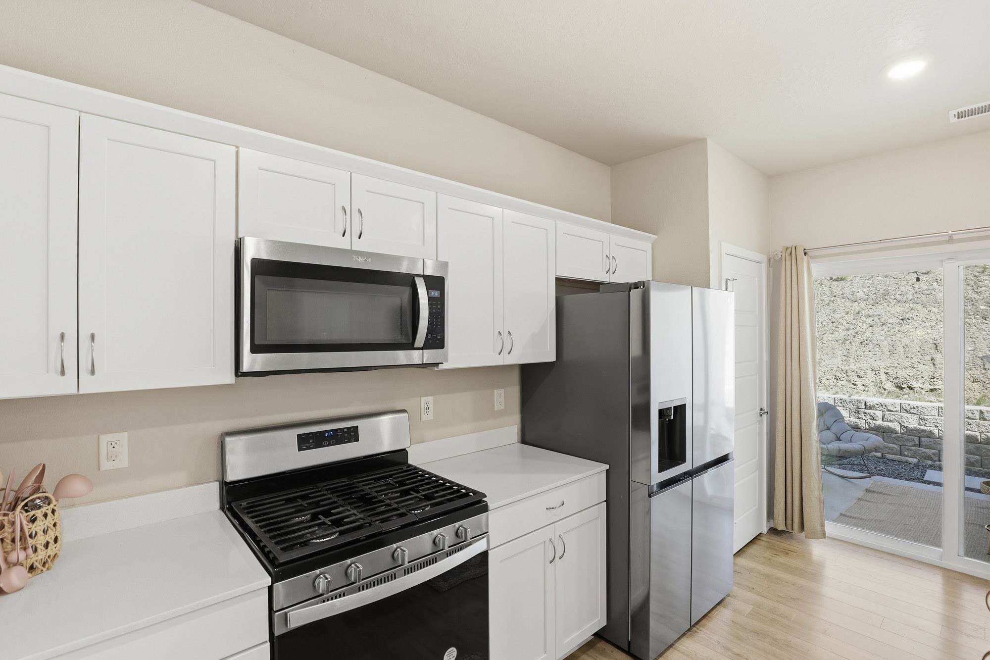 8009 South Avery Road Cheney, WA 99004 - Photo 13 of 45