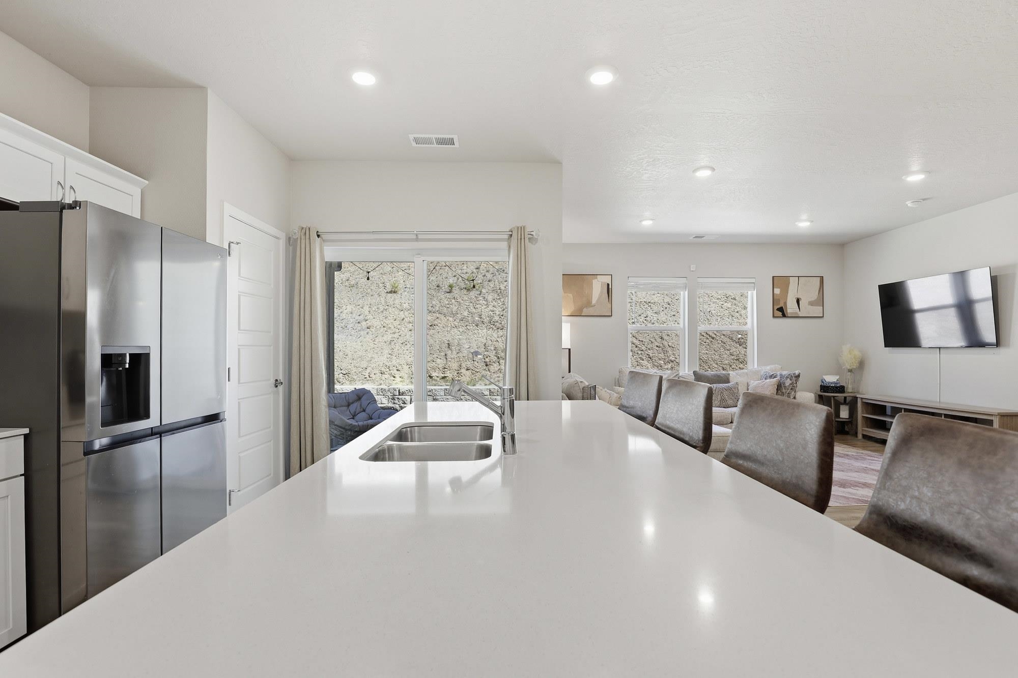 8009 South Avery Road Cheney, WA 99004 - Photo 14 of 45