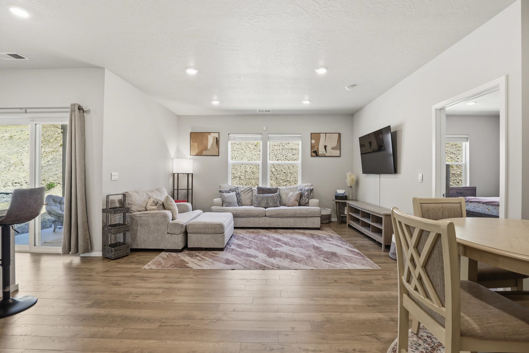 8009 South Avery Road Cheney, WA 99004 - Photo 5 of 45
