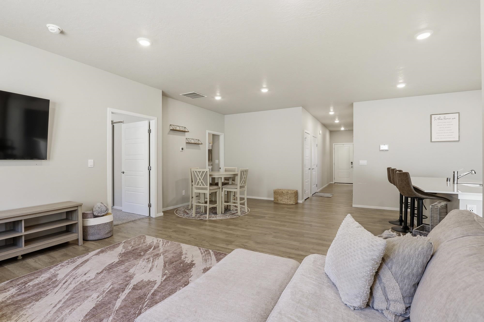 8009 South Avery Road Cheney, WA 99004 - Photo 9 of 45