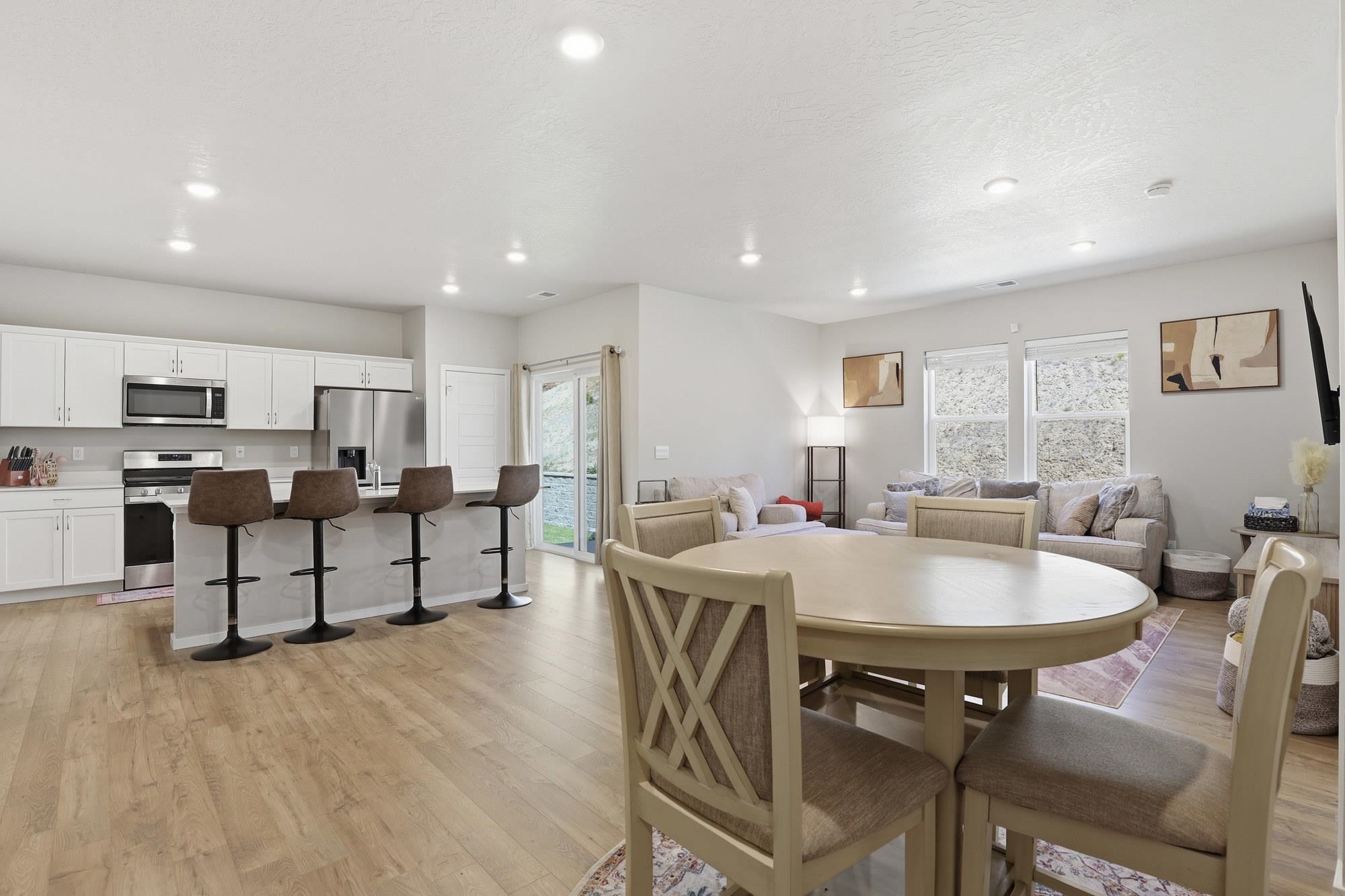 8009 South Avery Road Cheney, WA 99004 - Photo 10 of 45