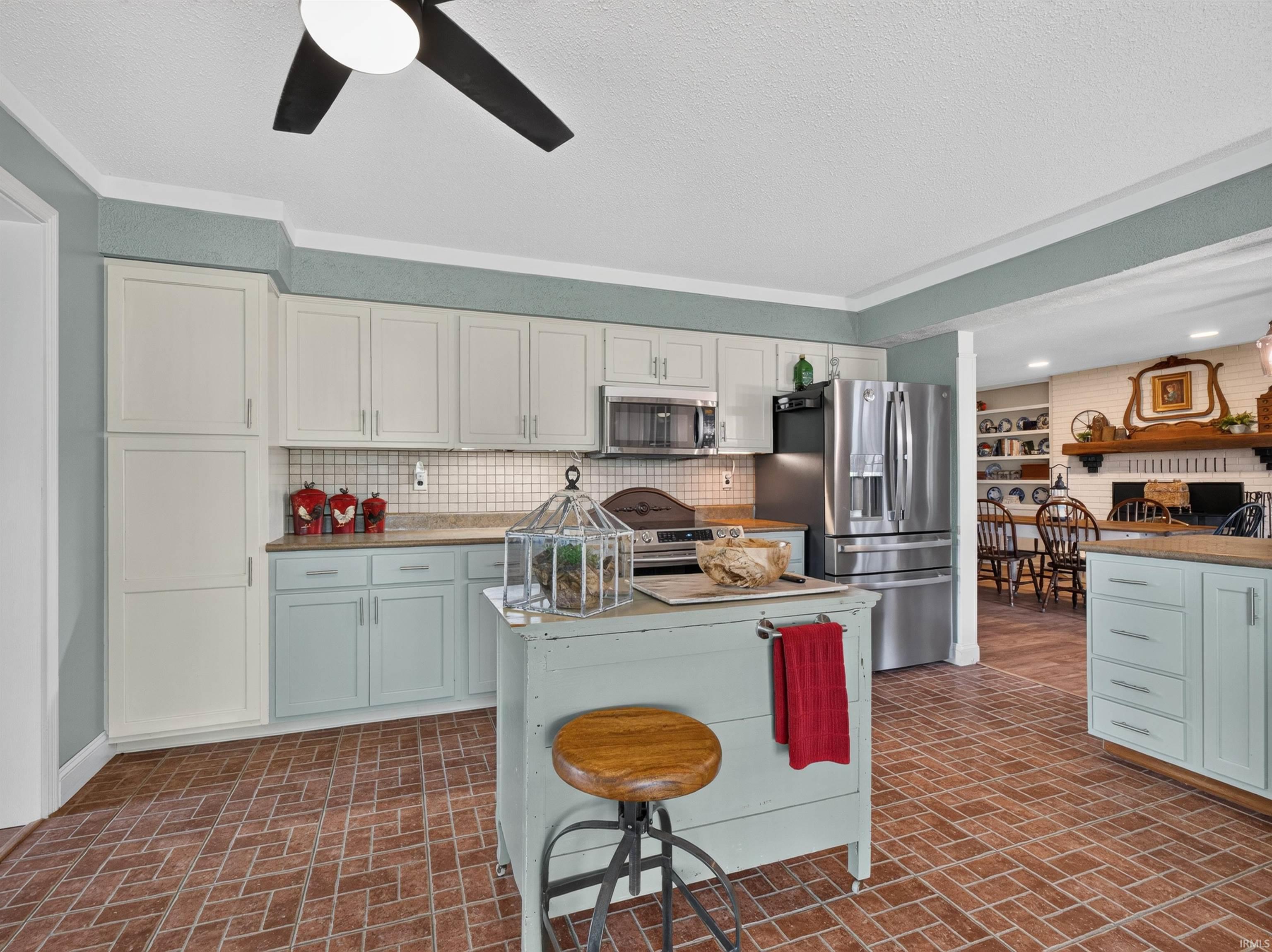 17902 Wappes Road Churubusco, IN 46723 - Photo 26 of 48