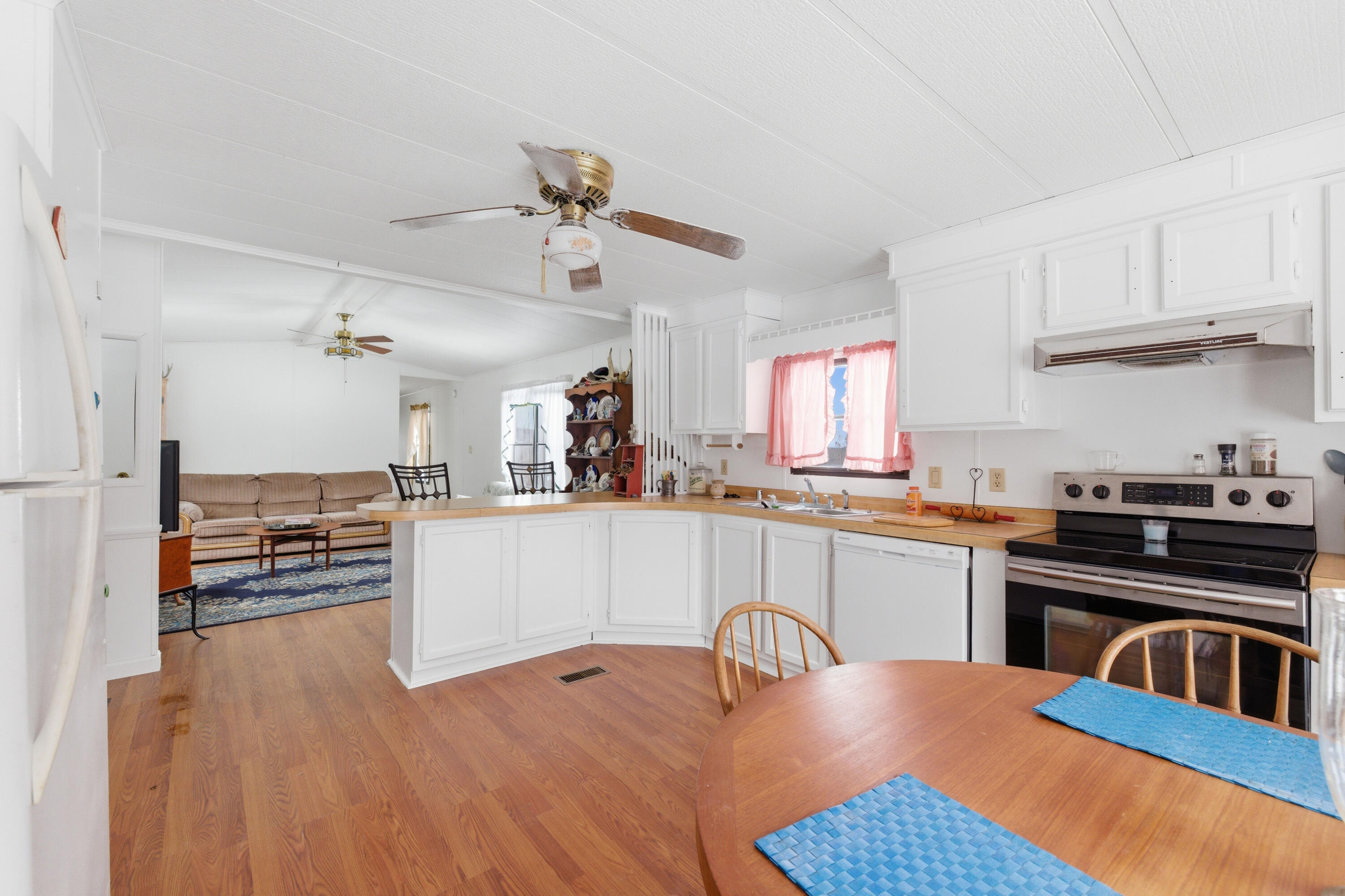 87 Pleasant Hill Road Limerick, ME 04048 - Photo 17 of 38