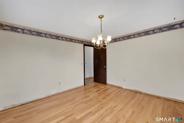 $299,000 | 1091 Flanders Road, Coventry, CT 06238