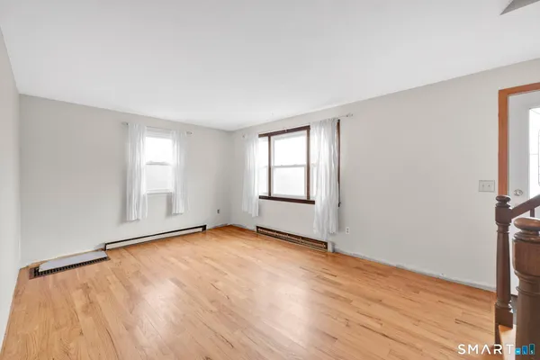 $299,000 | 1091 Flanders Road, Coventry, CT 06238