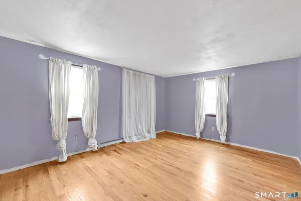 $299,000 | 1091 Flanders Road, Coventry, CT 06238