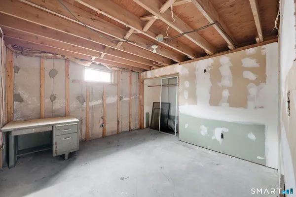 $299,000 | 1091 Flanders Road, Coventry, CT 06238