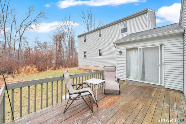 $299,000 | 1091 Flanders Road, Coventry, CT 06238