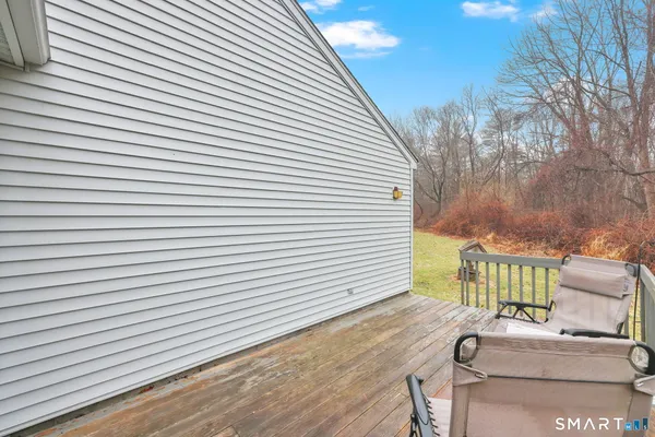 $299,000 | 1091 Flanders Road, Coventry, CT 06238