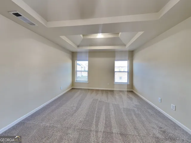 a view of empty room with window
