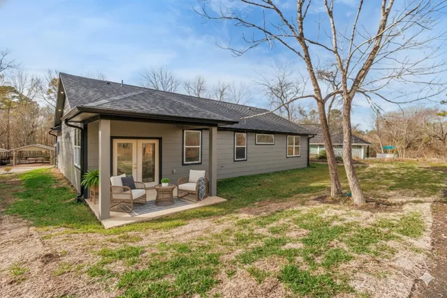 $259,900 | 330 South Pine Harbour Drive, Coldspring, TX 77331