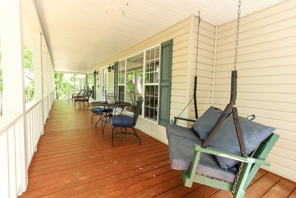 72 Spring Cove Road Blairsville, GA 30512 - Photo 6 of 64 Gallery Image 6