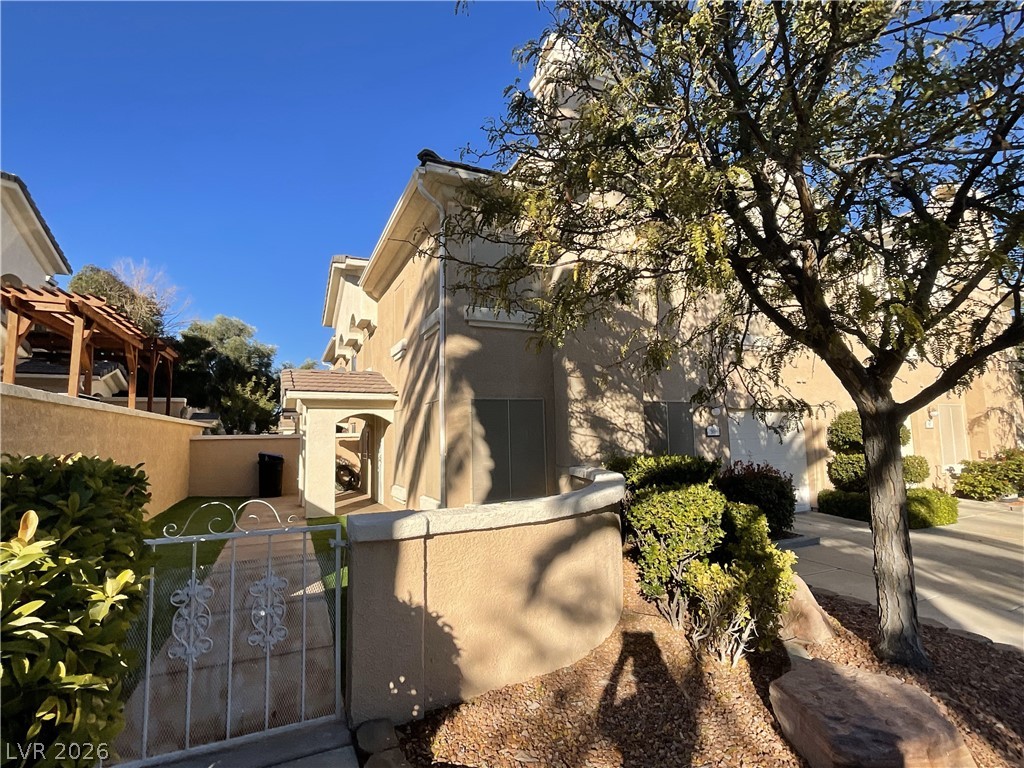 509 Amber Sunset Street Henderson, NV 89015 - Photo 2 of 31