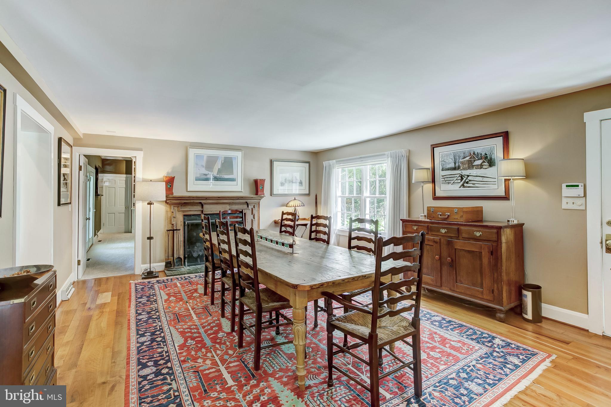 5001 Elder Road Hydes, MD 21082 - Photo 4 of 32 Living Room