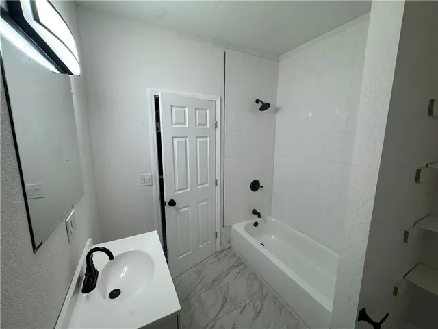 $175,000 | 5814 Northeast Gunn Avenue, Kansas City, MO 64119