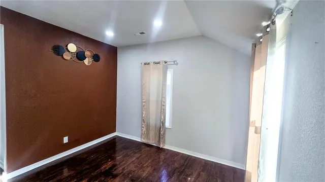 $175,000 | 5814 Northeast Gunn Avenue, Kansas City, MO 64119