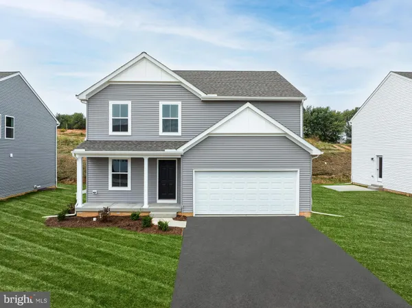 $439,990 | 309 Boxwood Drive, Windsor, PA 17366