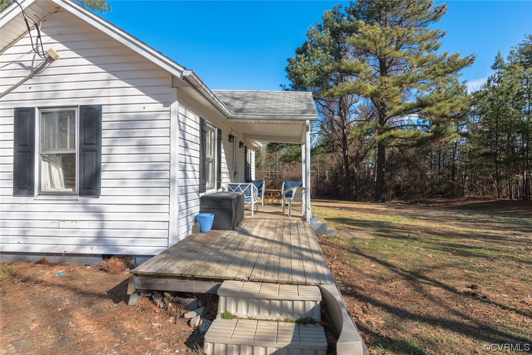 20 Old Enon Road Fredericksburg, VA 22406 - Photo 6 of 23 a view of a house with pool and chairs
