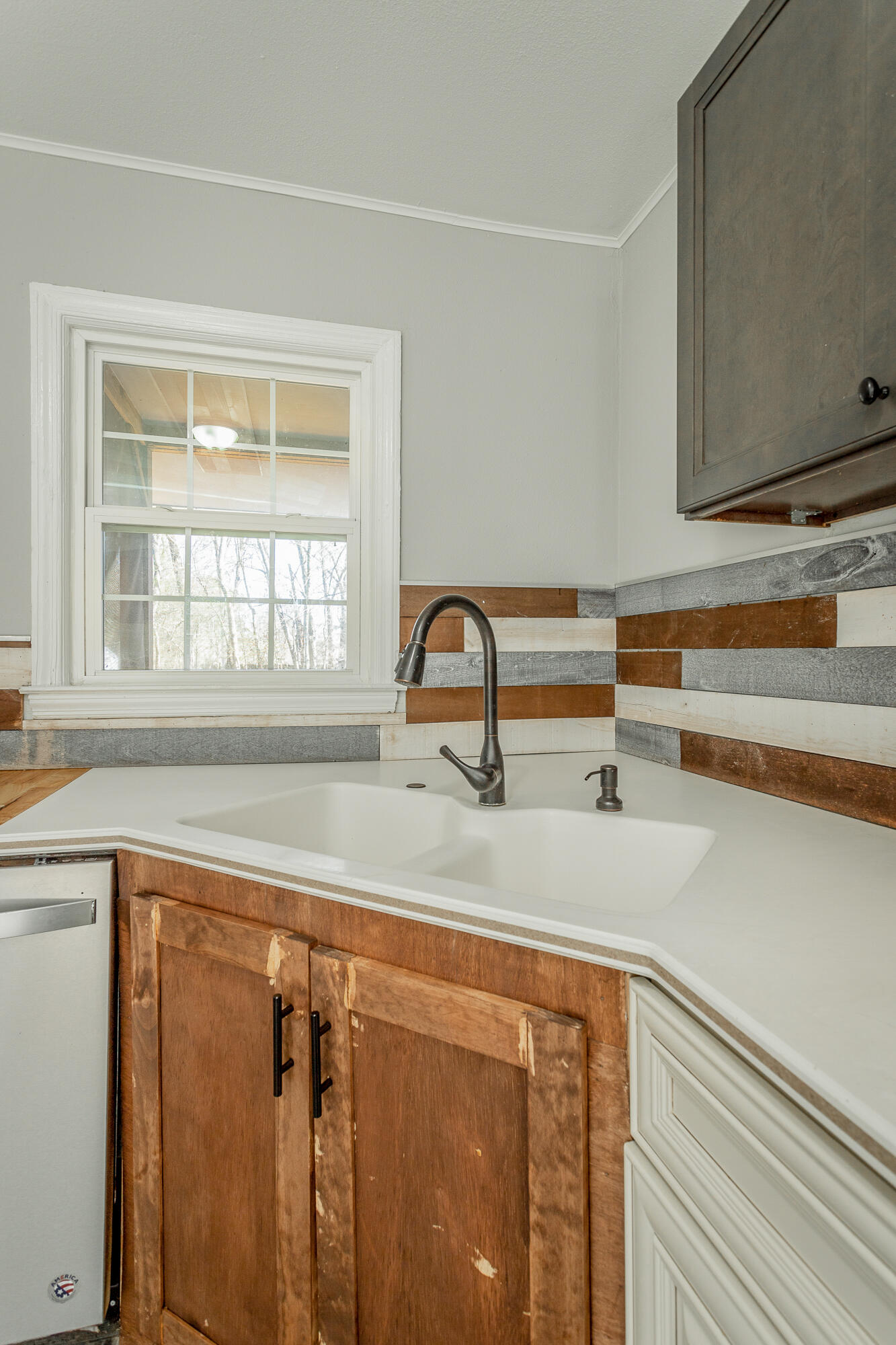 656 North Moore Road Chattanooga, TN 37411 - Photo 18 of 39 656 N Moore Rd. HD-13