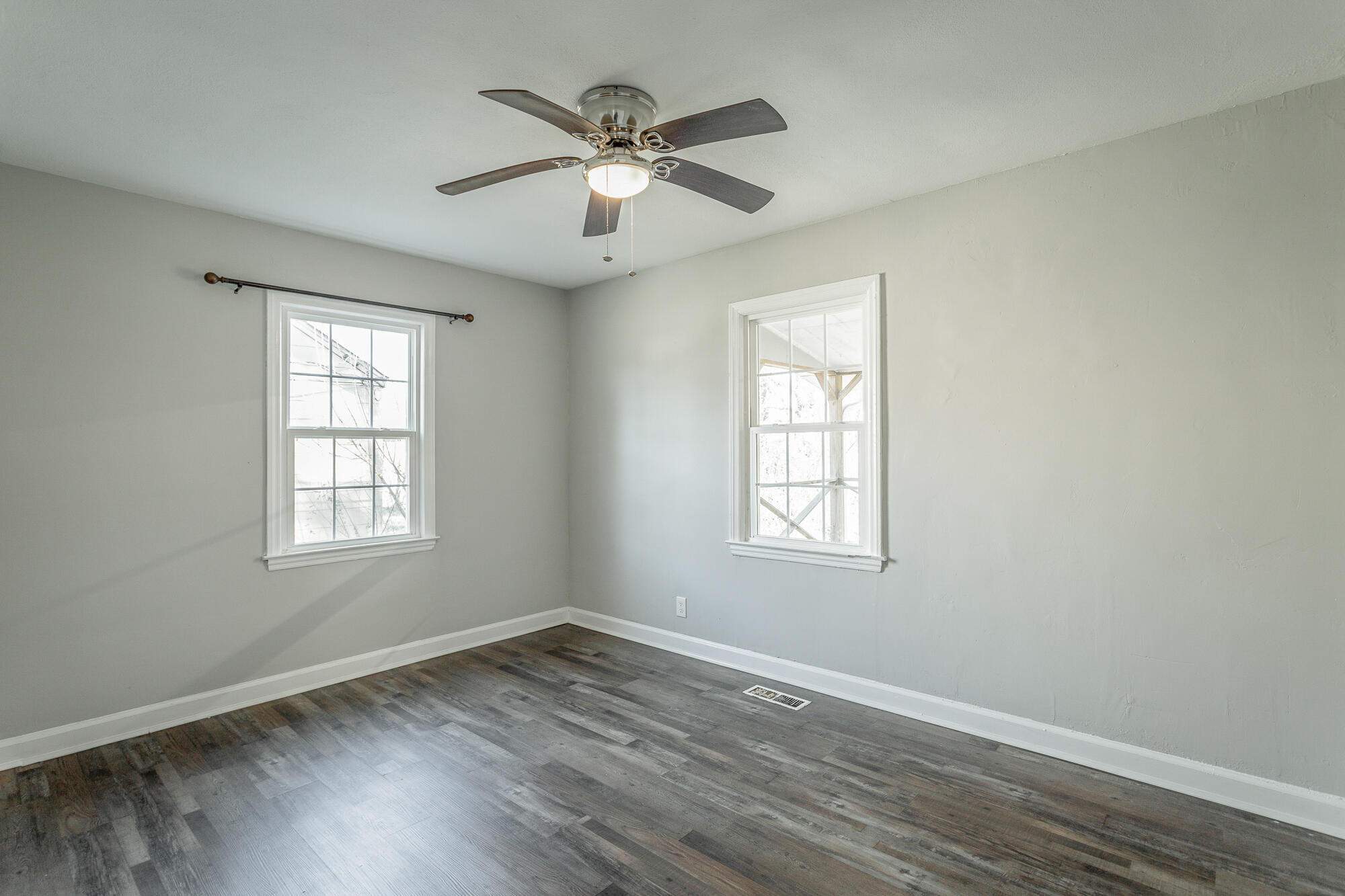 656 North Moore Road Chattanooga, TN 37411 - Photo 23 of 39 656 N Moore Rd. HD-18