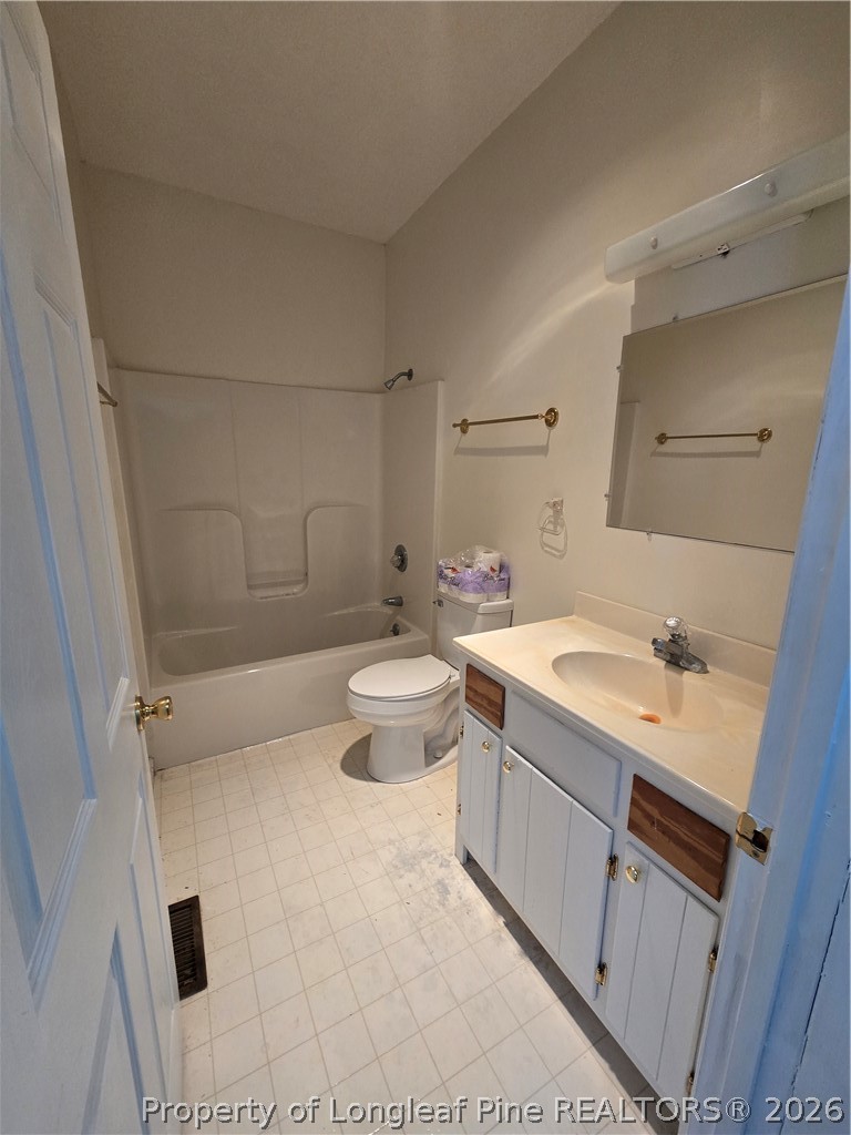 5076 Sanderosa Road Fayetteville, NC 28312 - Photo 20 of 40 hall bath