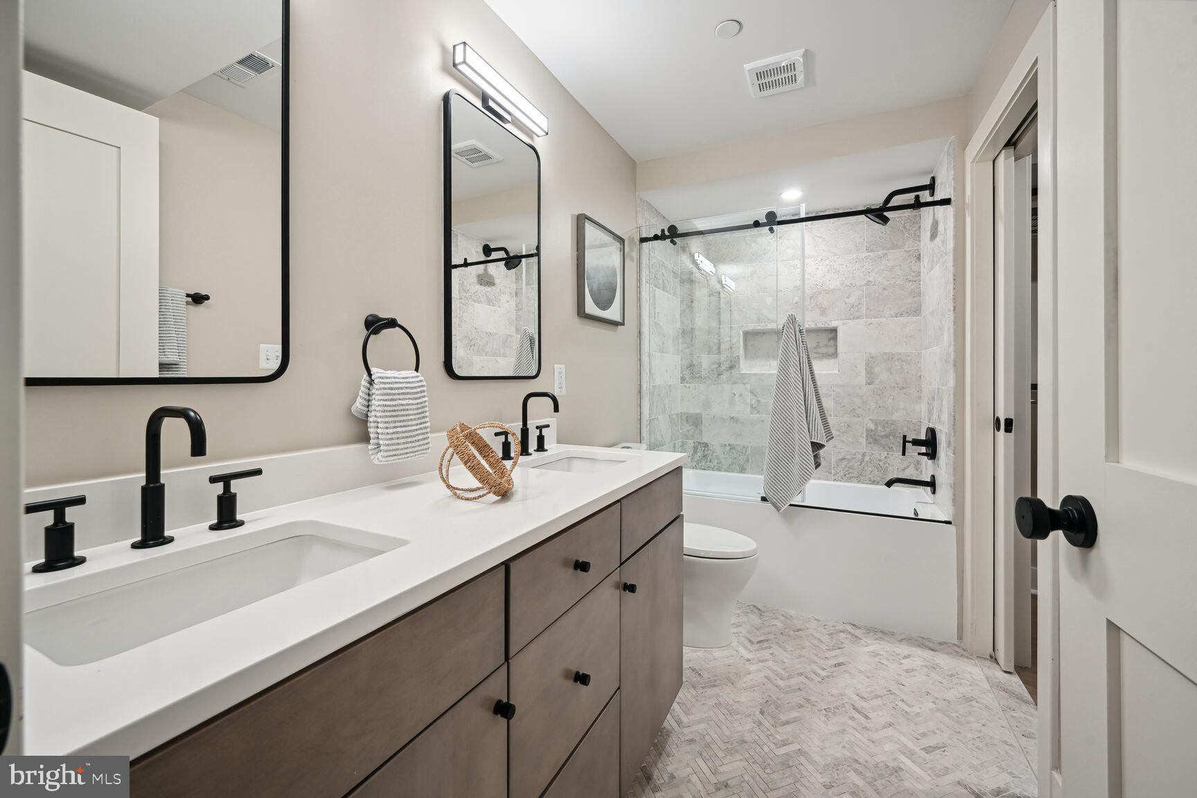 1820 19th Street Northwest, Unit 1 Washington, DC 20009 - Photo 16 of 22