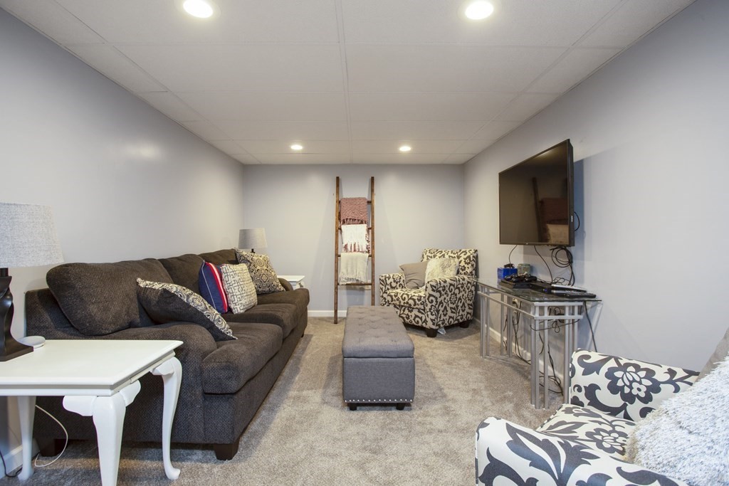 490 Kaufman Road Somerset, MA 02726 - Photo 16 of 24 Gallery Image 16