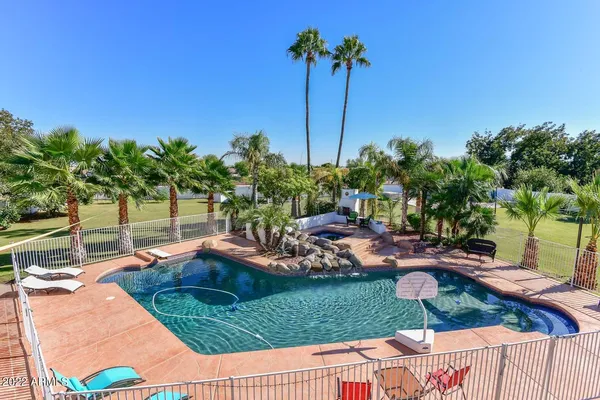 $8,500 | 5237 North 106th Avenue, Glendale, AZ 85307