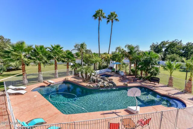 $8,500 | 5237 North 106th Avenue, Glendale, AZ 85307