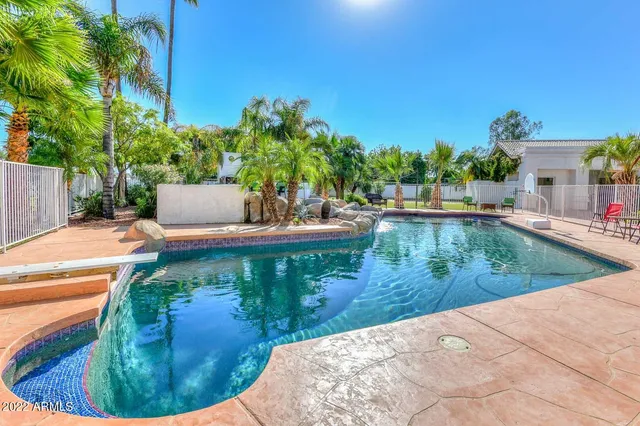 $8,500 | 5237 North 106th Avenue, Glendale, AZ 85307