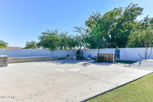 $8,500 | 5237 North 106th Avenue, Glendale, AZ 85307