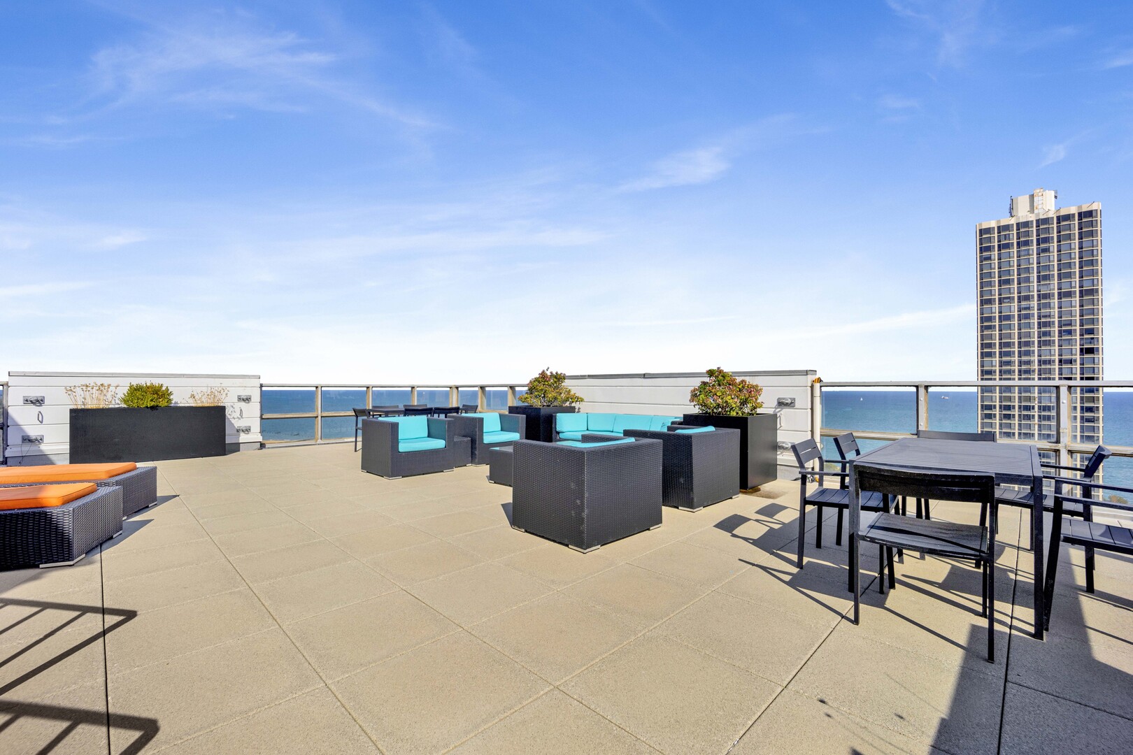 1555 North Dearborn Parkway, Unit 8C Chicago, IL 60610 - Photo 14 of 20 a outdoor view with a sitting space