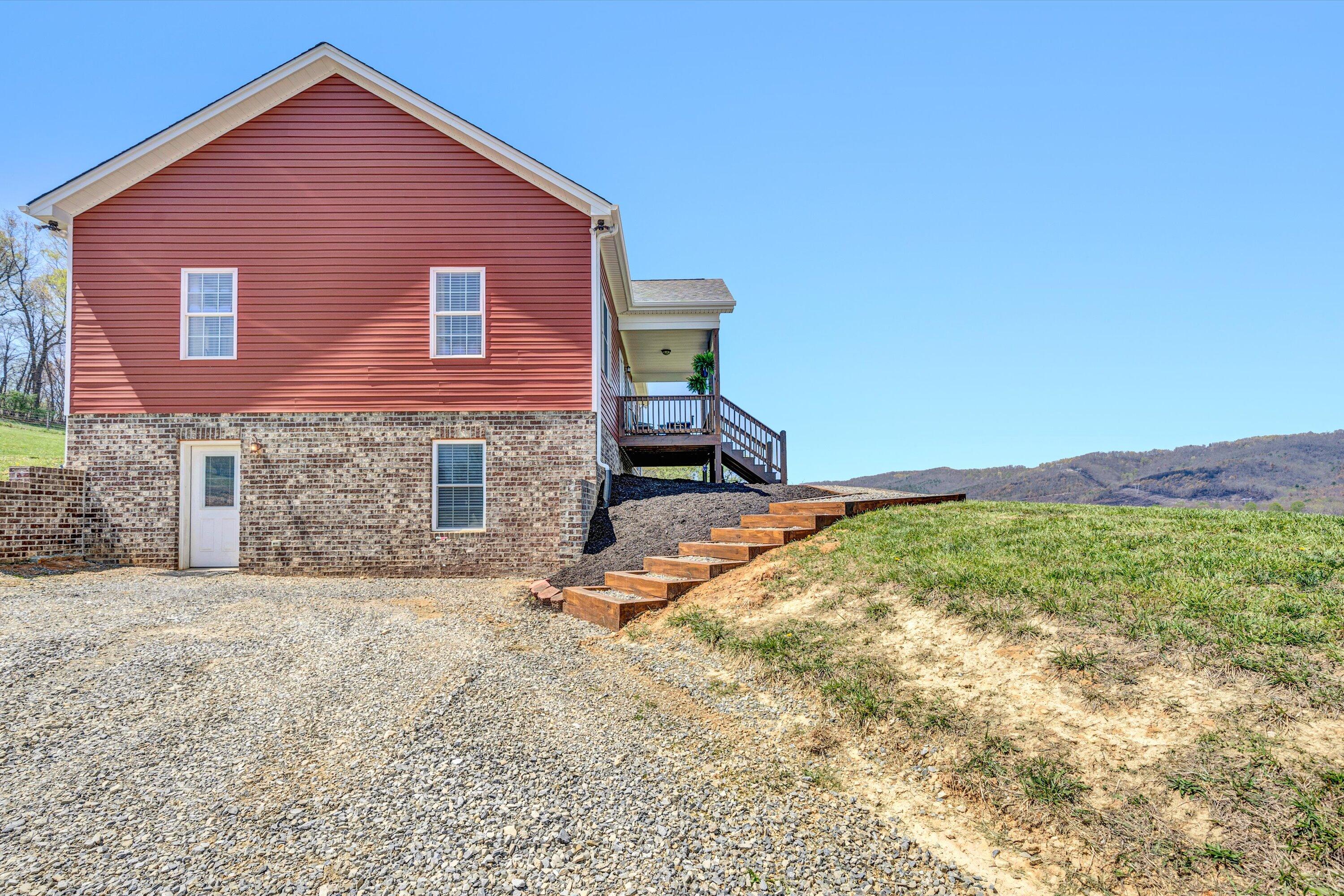 8350 Newport Road Catawba, VA 24070 - Photo 46 of 75 46-DSC00626