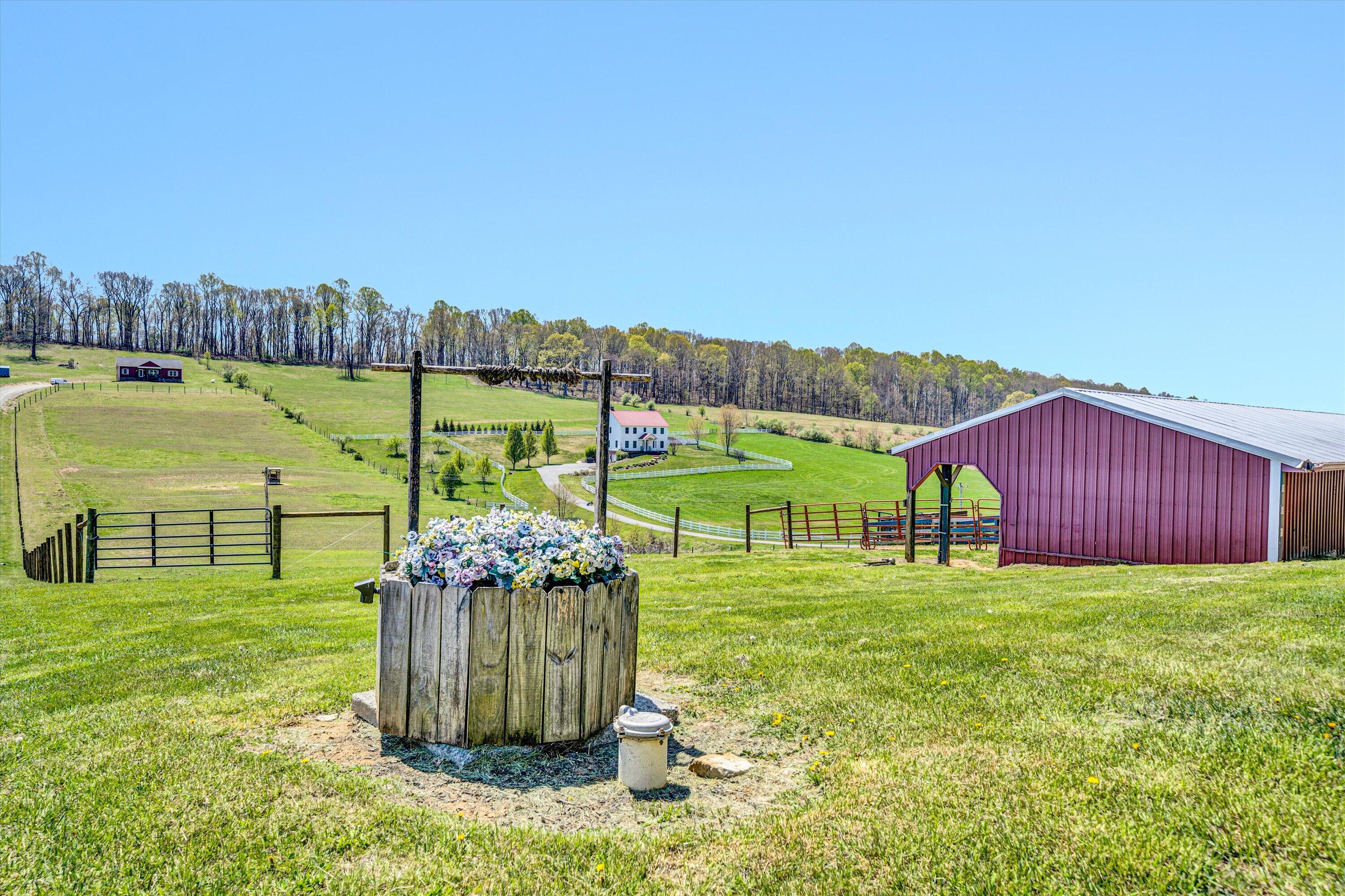 8350 Newport Road Catawba, VA 24070 - Photo 59 of 75 a view of a garden with an outdoor seating