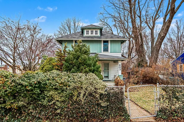 $149,900 | 403 Keyes Drive, Parchment, MI 49004