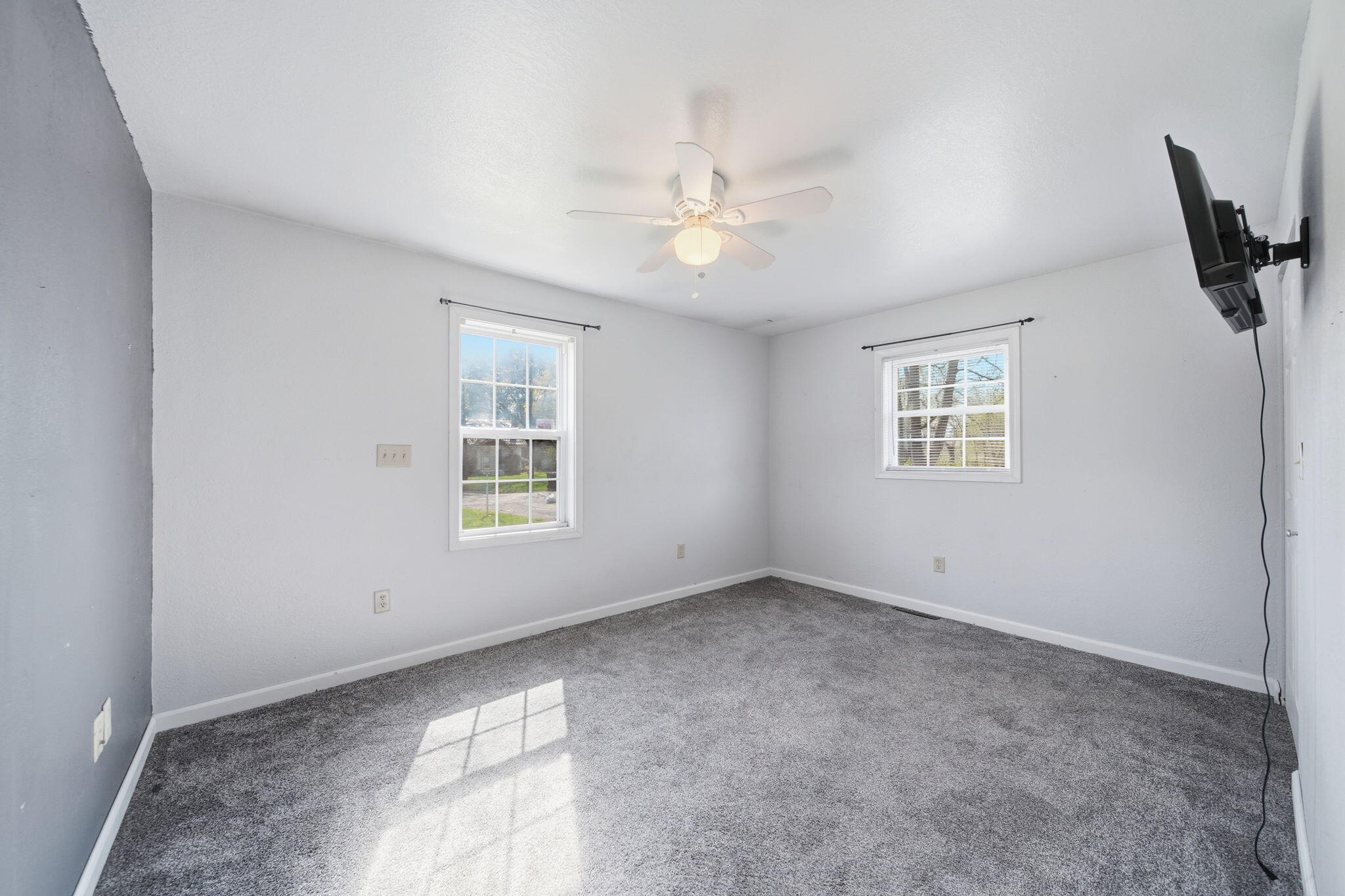 174 Long Avenue Michigan Center, MI 49254 - Photo 21 of 38 21