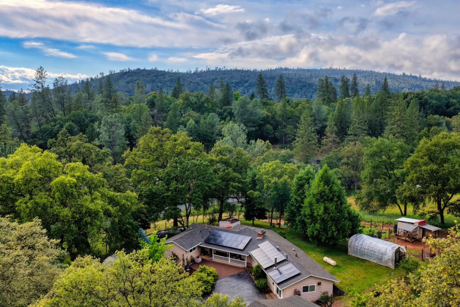 10016 East Lime Kiln Road Grass Valley, CA 95949 - Photo 28 of 32