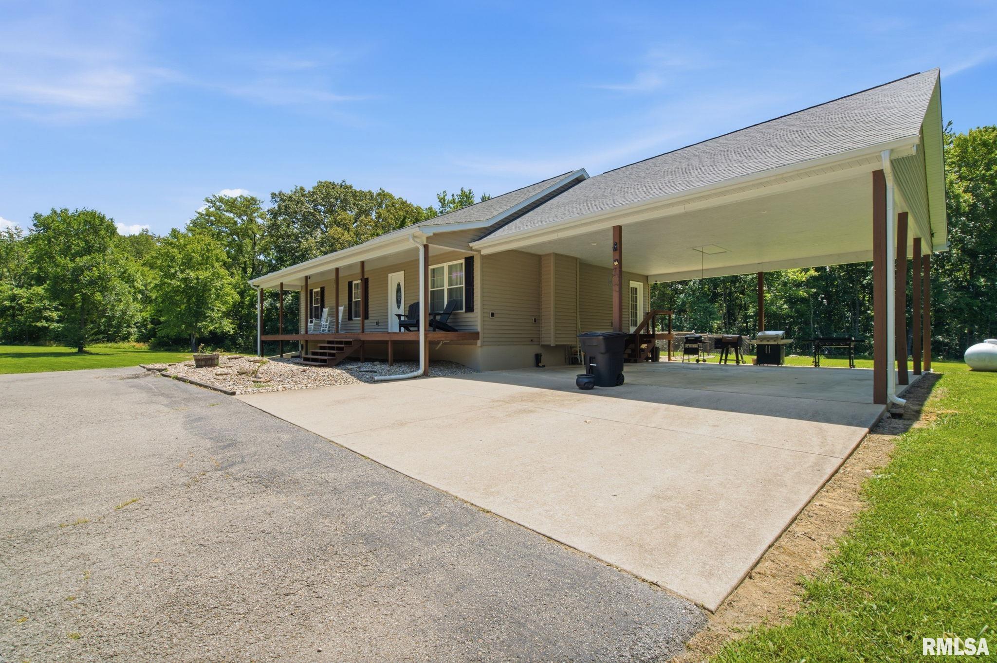 13236 Edwards Road Pittsburg, IL 62974 - Photo 27 of 34