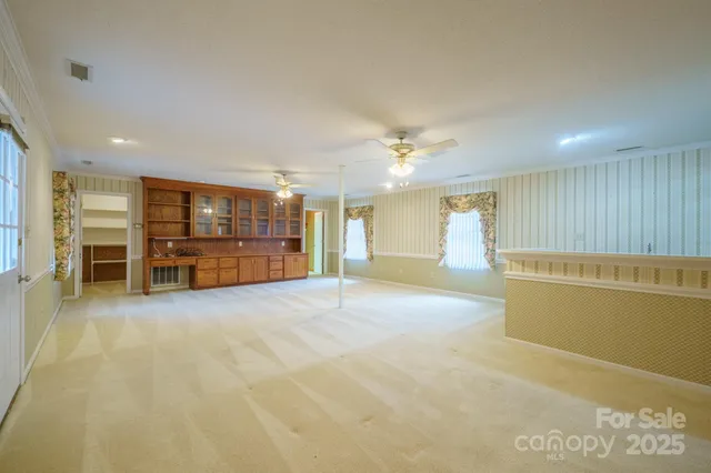 $370,000 | 216 Country Club Road, Shelby, NC 28150