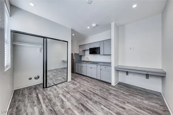 $1,025 | 304 South Maryland Parkway, Unit 2, Las Vegas, NV 89101