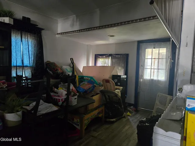 $165,000 | 2734 Broadway, Schenectady, NY 12306