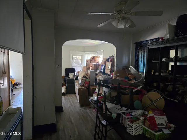 $165,000 | 2734 Broadway, Schenectady, NY 12306