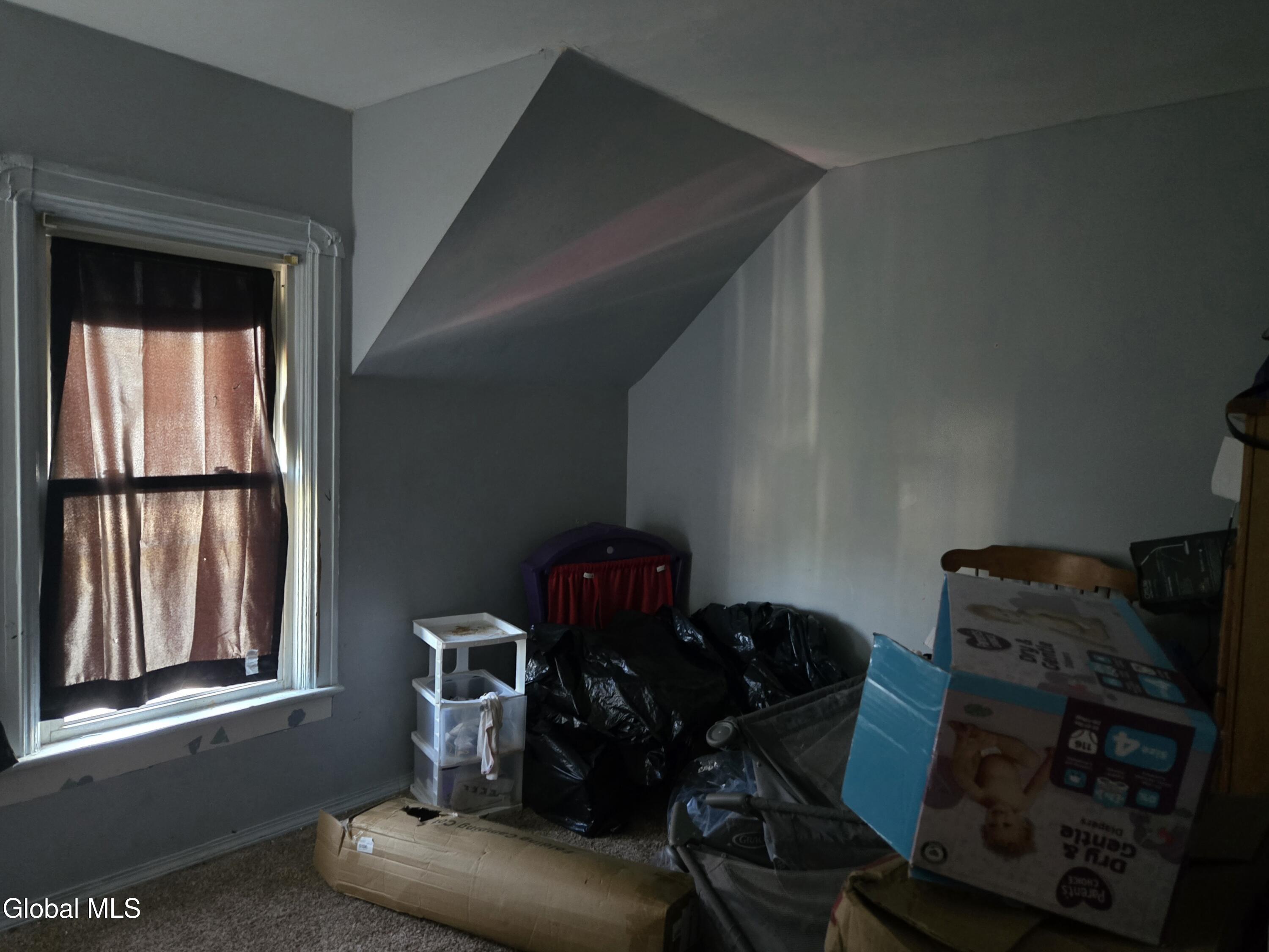 2734 Broadway Schenectady, NY 12306 - Photo 9 of 13 20250912_101014