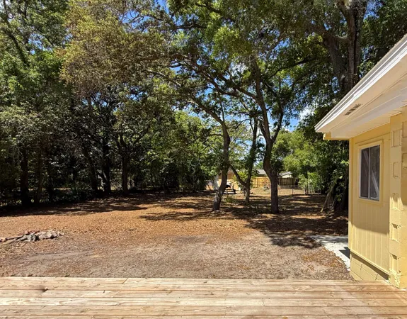 $2,500 | 244 Greenbrier Drive Northeast, Fort Walton Beach, FL 32547
